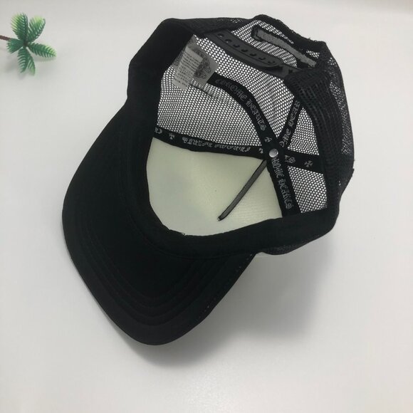 Chrome Hearts white hat with multicolored cross design - Picture 2 of 6